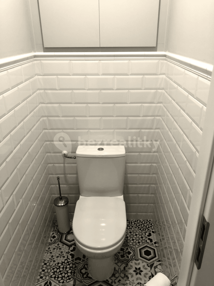 Pronájem bytu 3+1 63 m², Valachův žleb, Zlín, Zlínský kraj Pronájem bytu 3+1 63 m², Valachův žleb, Zlín, Zlínský kraj