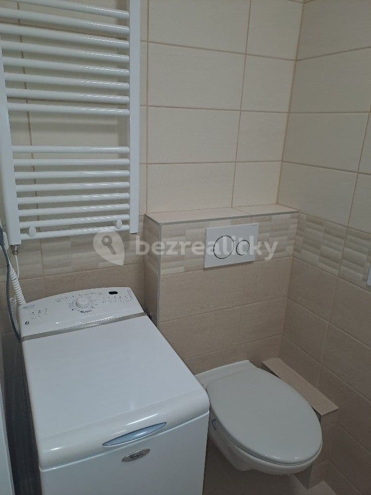 Pronájem bytu 1+1 32 m², Varnsdorfská, Praha, Praha Pronájem bytu 1+1 32 m², Varnsdorfská, Praha, Praha