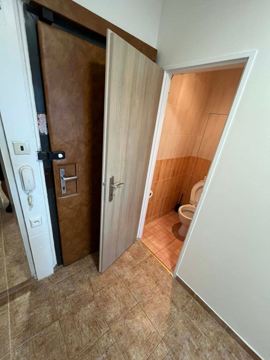 Pronájem bytu 2+kk 41 m², Mnichovická, Praha, Praha Pronájem bytu 2+kk 41 m², Mnichovická, Praha, Praha
