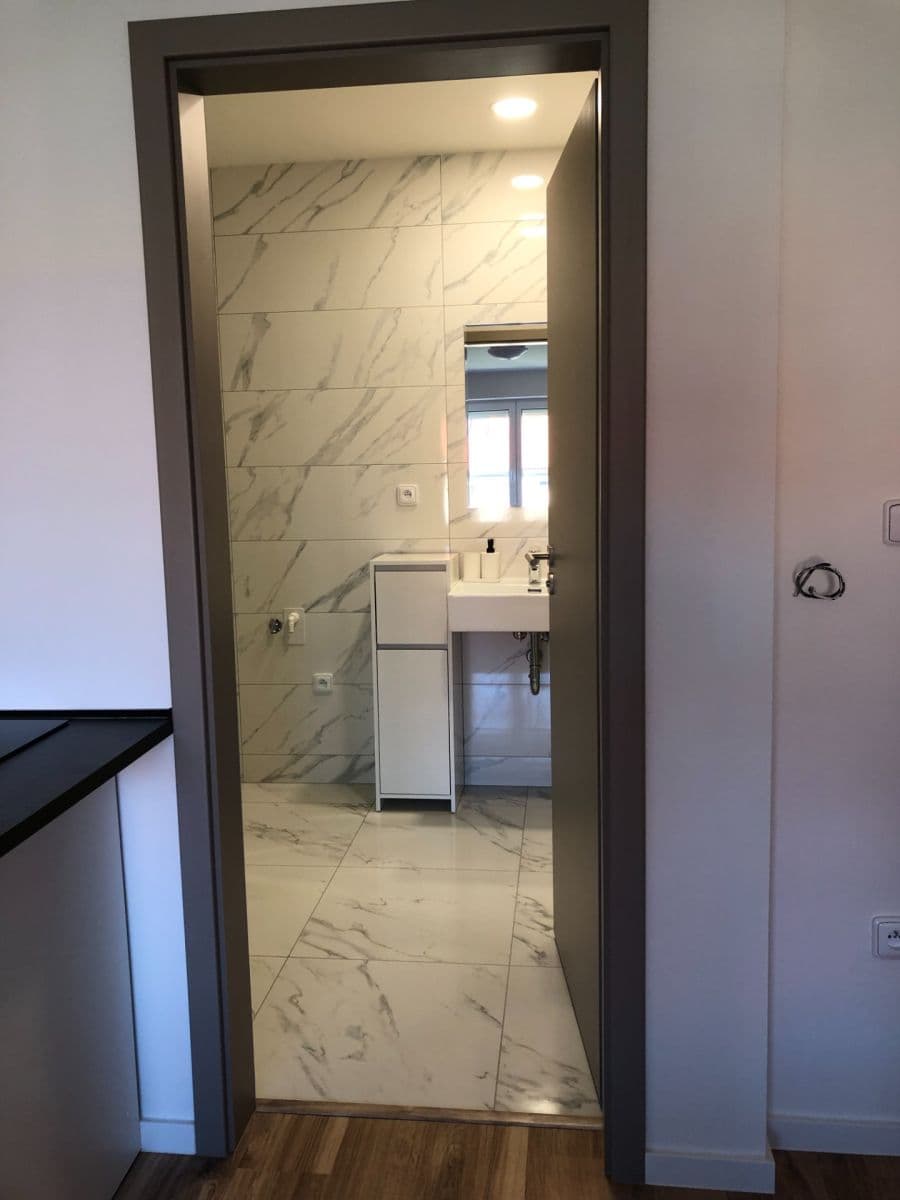 Pronájem bytu 1+kk 28 m², Bělohorská, Praha, Praha Pronájem bytu 1+kk 28 m², Bělohorská, Praha, Praha