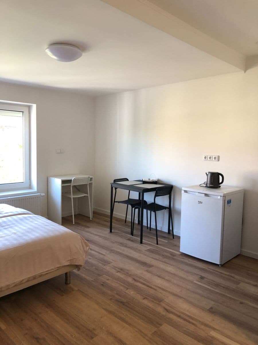 Pronájem bytu 1+kk 28 m², Bělohorská, Praha, Praha Pronájem bytu 1+kk 28 m², Bělohorská, Praha, Praha
