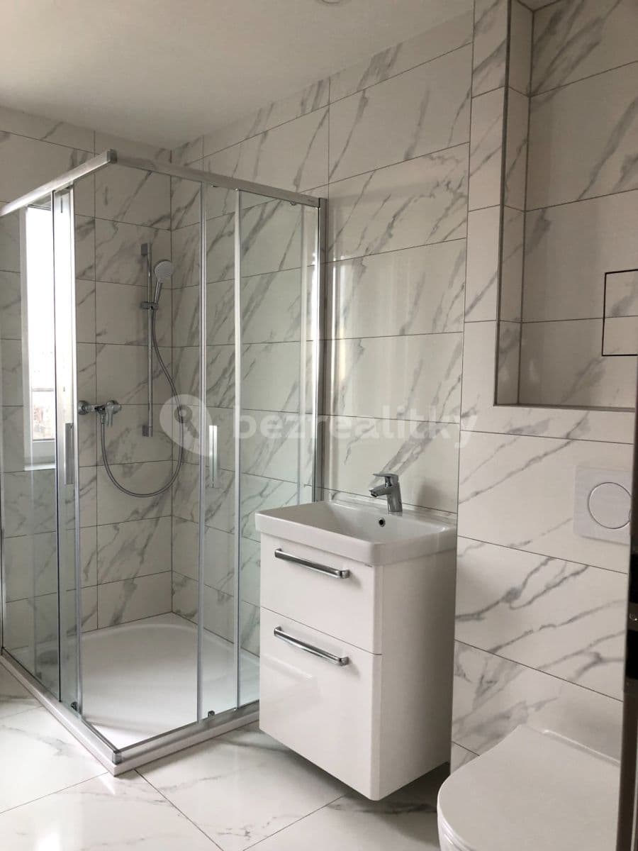 Pronájem bytu 1+kk 30 m², Bělohorská, Praha, Praha Pronájem bytu 1+kk 30 m², Bělohorská, Praha, Praha