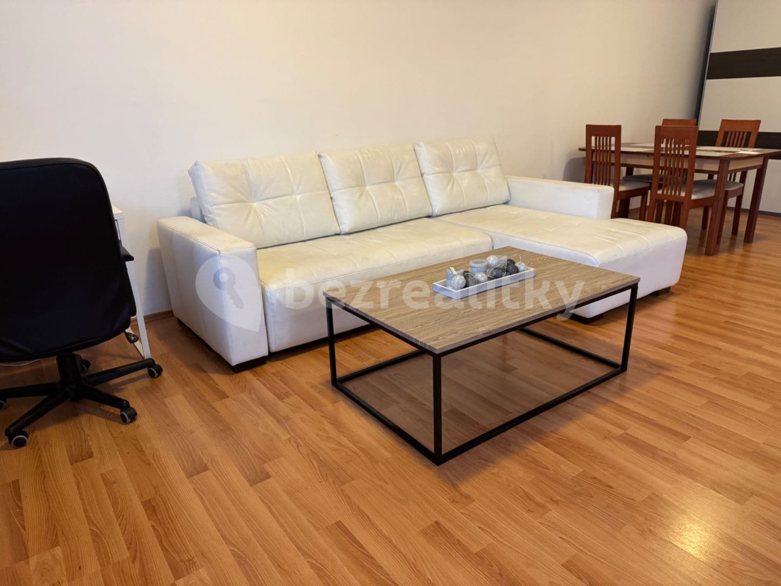 Pronájem bytu 2+1 81 m², Pivoňkova, Brno, Jihomoravský kraj Pronájem bytu 2+1 81 m², Pivoňkova, Brno, Jihomoravský kraj