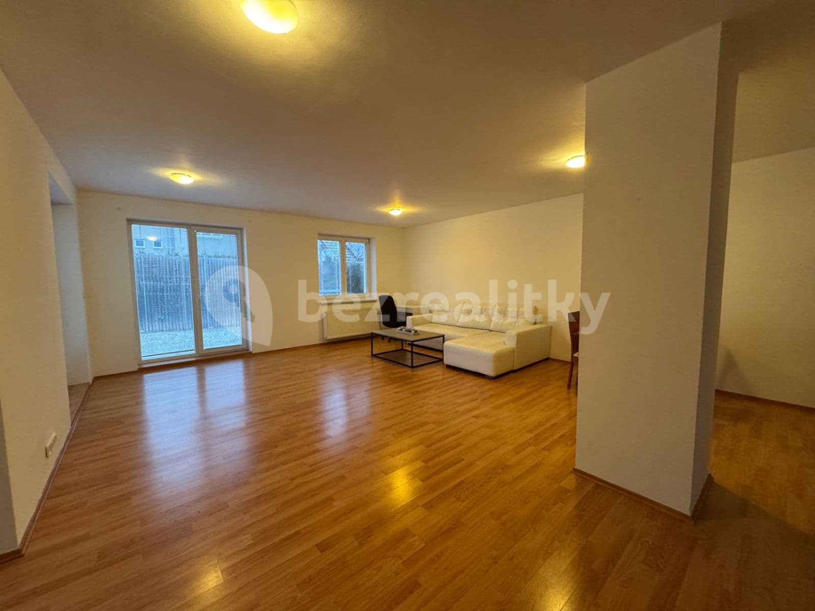 Pronájem bytu 2+1 81 m², Pivoňkova, Brno, Jihomoravský kraj Pronájem bytu 2+1 81 m², Pivoňkova, Brno, Jihomoravský kraj