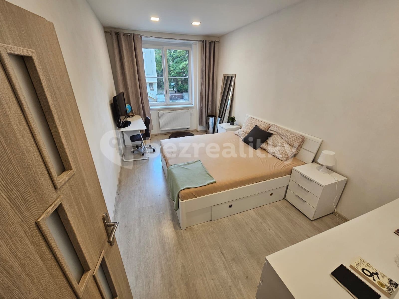 Pronájem bytu 2+kk 43 m², Na Louži, Praha, Praha Pronájem bytu 2+kk 43 m², Na Louži, Praha, Praha