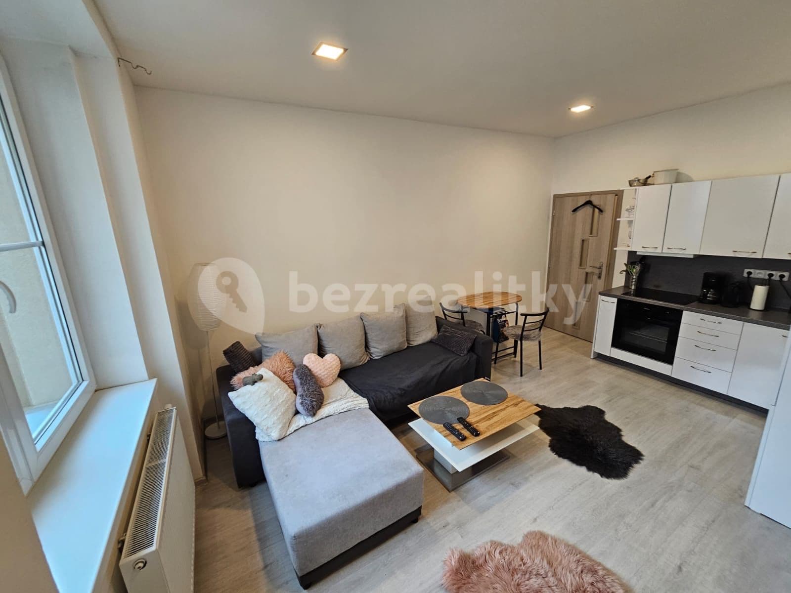 Pronájem bytu 2+kk 43 m², Na Louži, Praha, Praha Pronájem bytu 2+kk 43 m², Na Louži, Praha, Praha