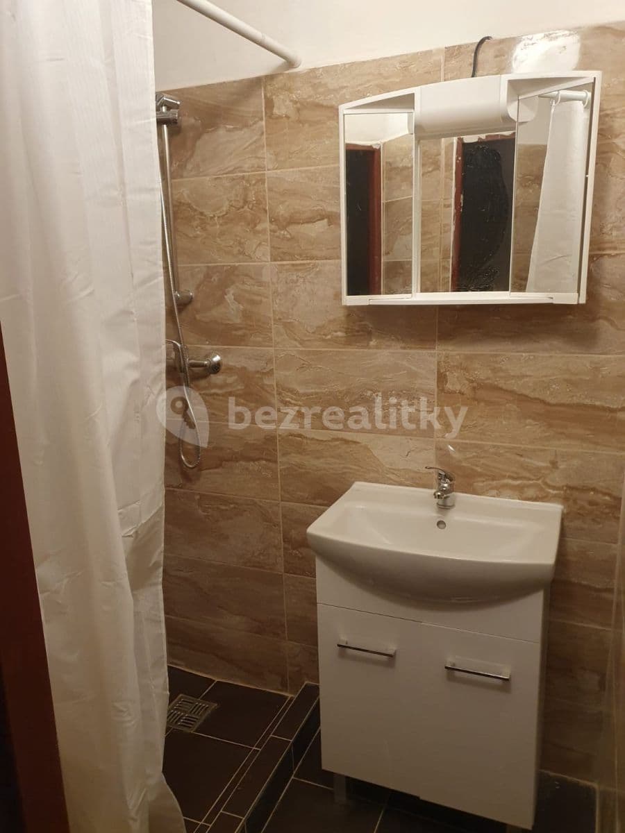 Pronájem bytu 1+1 44 m², Nad Malým mýtem, Praha, Praha Pronájem bytu 1+1 44 m², Nad Malým mýtem, Praha, Praha