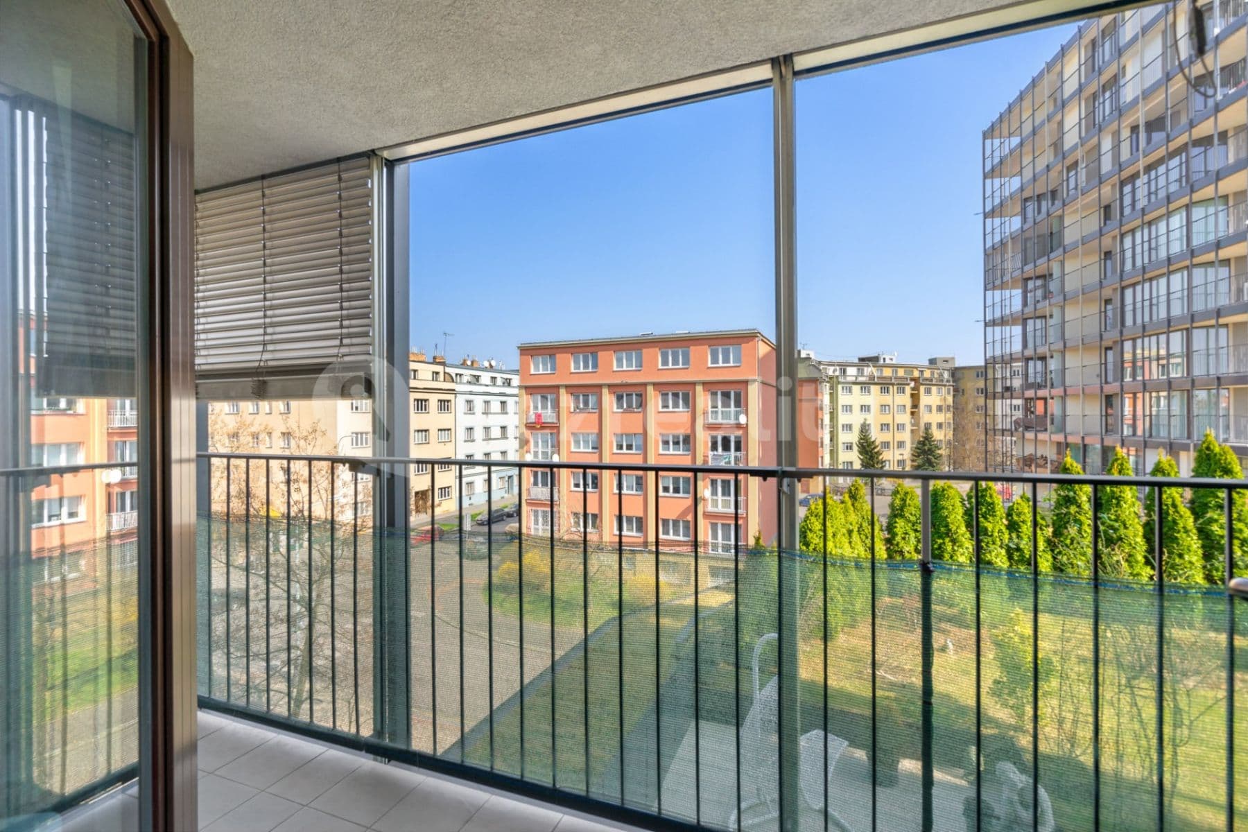 Pronájem bytu 1+kk 40 m², Malešická, Praha, Praha Pronájem bytu 1+kk 40 m², Malešická, Praha, Praha