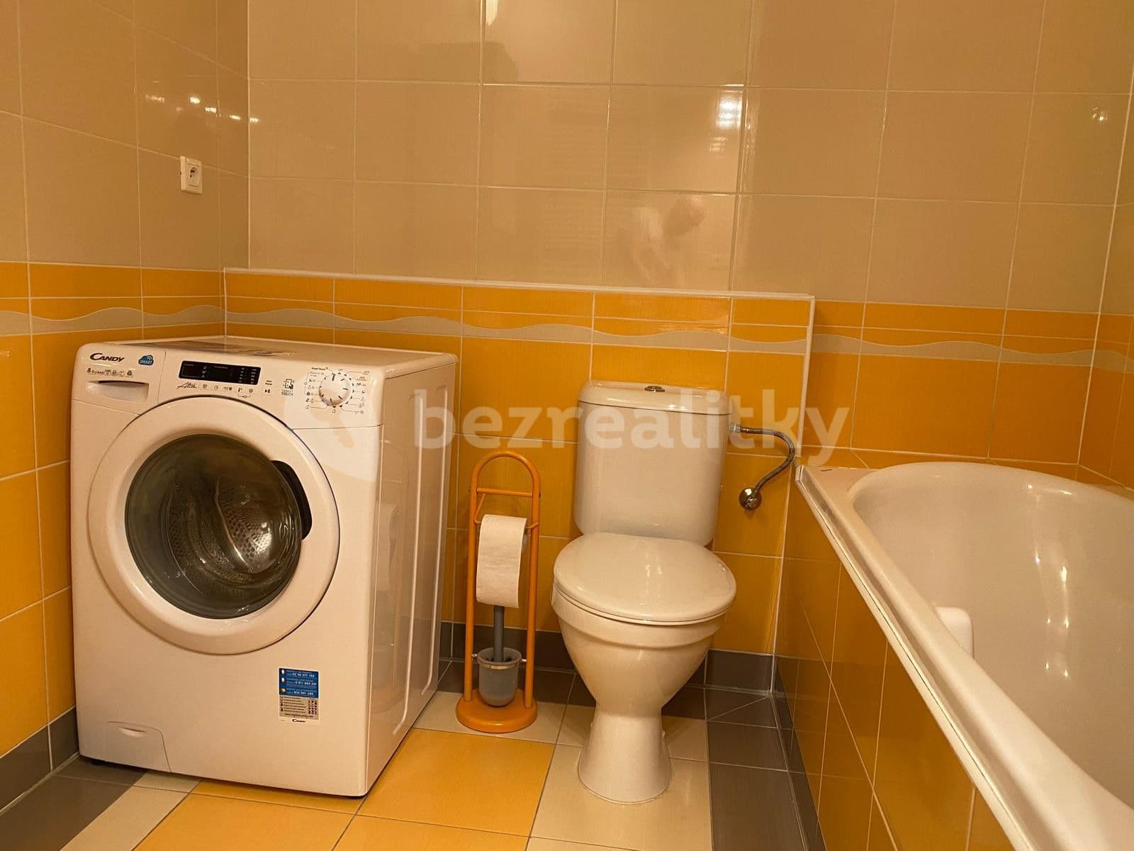 Pronájem bytu 1+kk 38 m², V Osikách, Praha, Praha Pronájem bytu 1+kk 38 m², V Osikách, Praha, Praha