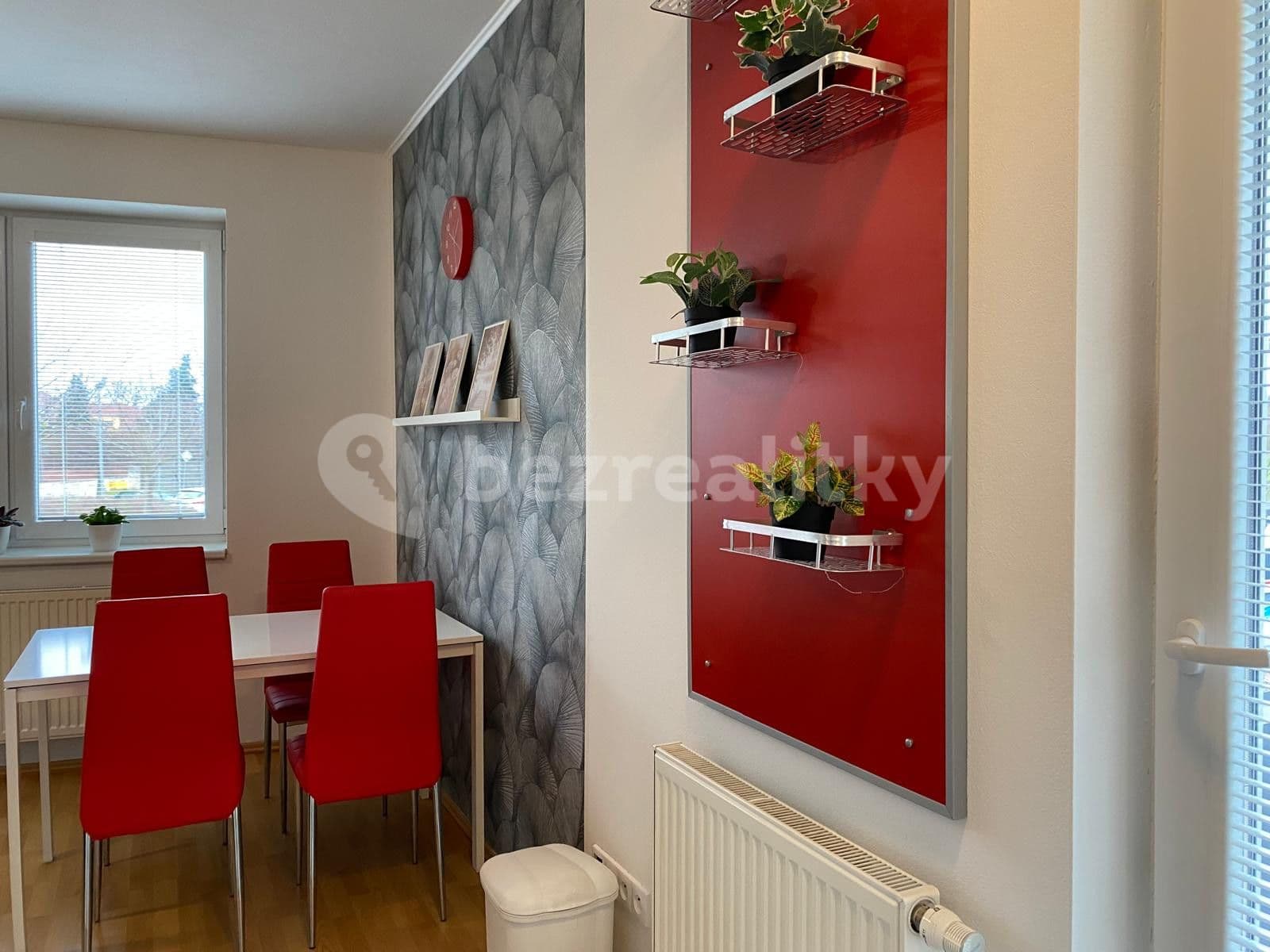 Pronájem bytu 1+kk 38 m², V Osikách, Praha, Praha Pronájem bytu 1+kk 38 m², V Osikách, Praha, Praha