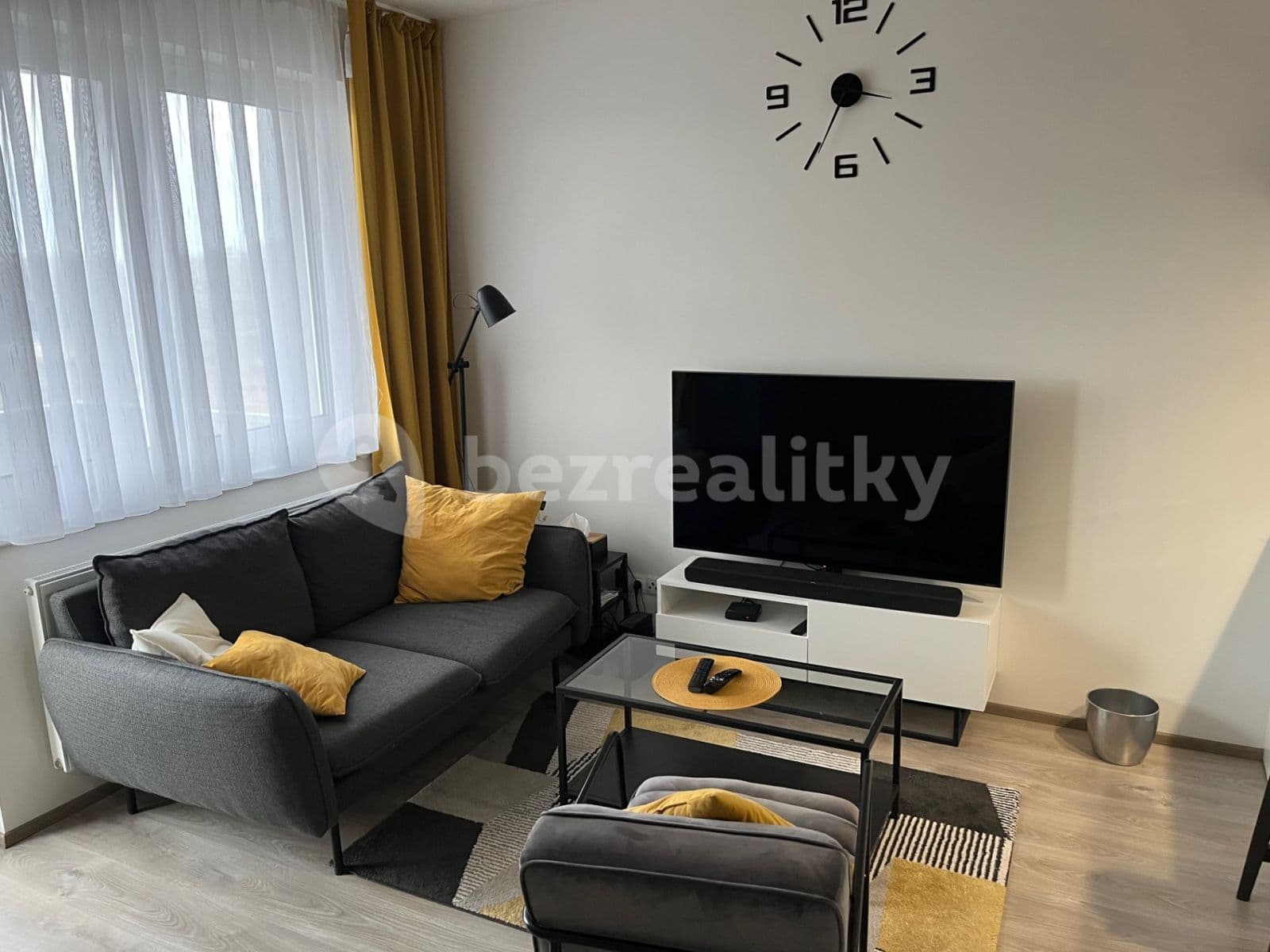 Pronájem bytu 1+kk 40 m², Hornoměcholupská, Praha, Praha Pronájem bytu 1+kk 40 m², Hornoměcholupská, Praha, Praha