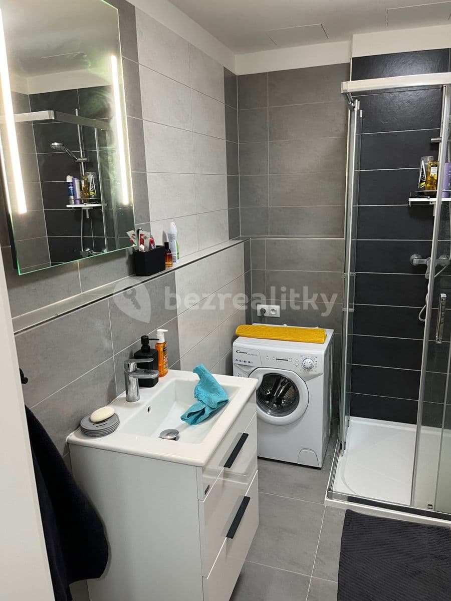 Pronájem bytu 1+kk 40 m², Hornoměcholupská, Praha, Praha Pronájem bytu 1+kk 40 m², Hornoměcholupská, Praha, Praha