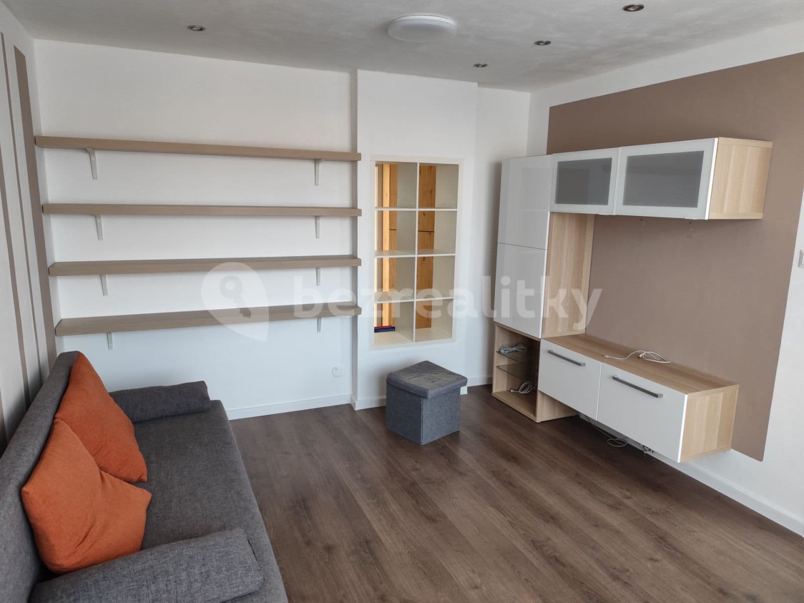 Pronájem bytu 2+1 56 m², Brněnská, Olomouc, Olomoucký kraj Pronájem bytu 2+1 56 m², Brněnská, Olomouc, Olomoucký kraj