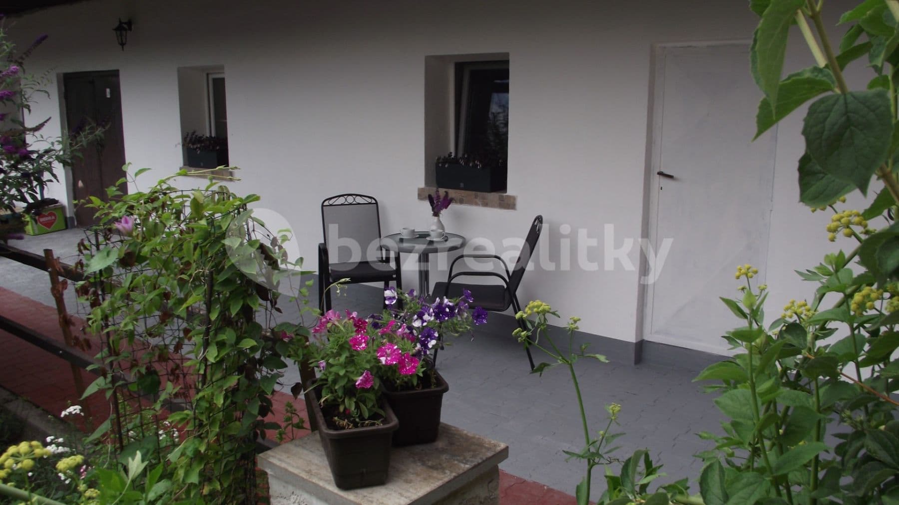 Pronájem bytu 2+kk 36 m², Nesvačilka, Jihomoravský kraj Pronájem bytu 2+kk 36 m², Nesvačilka, Jihomoravský kraj