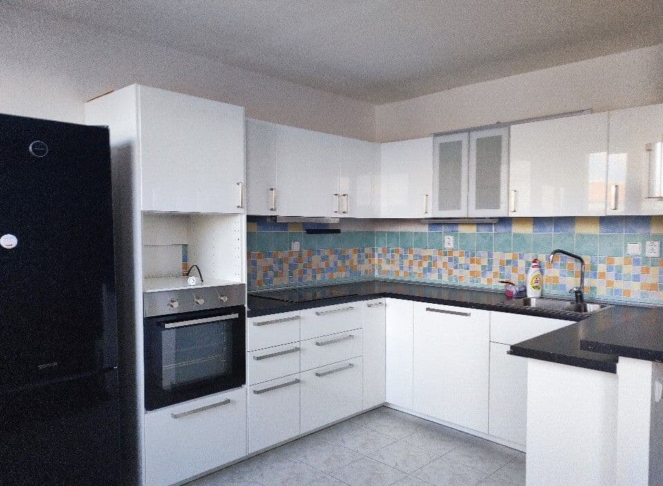 Prodej bytu 3+kk 70 m², Holíkova, Jílové u Prahy, Středočeský kraj Prodej bytu 3+kk 70 m², Holíkova, Jílové u Prahy, Středočeský kraj