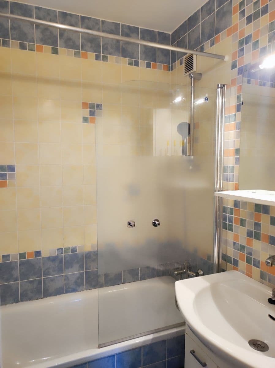 Prodej bytu 3+kk 70 m², Holíkova, Jílové u Prahy, Středočeský kraj Prodej bytu 3+kk 70 m², Holíkova, Jílové u Prahy, Středočeský kraj