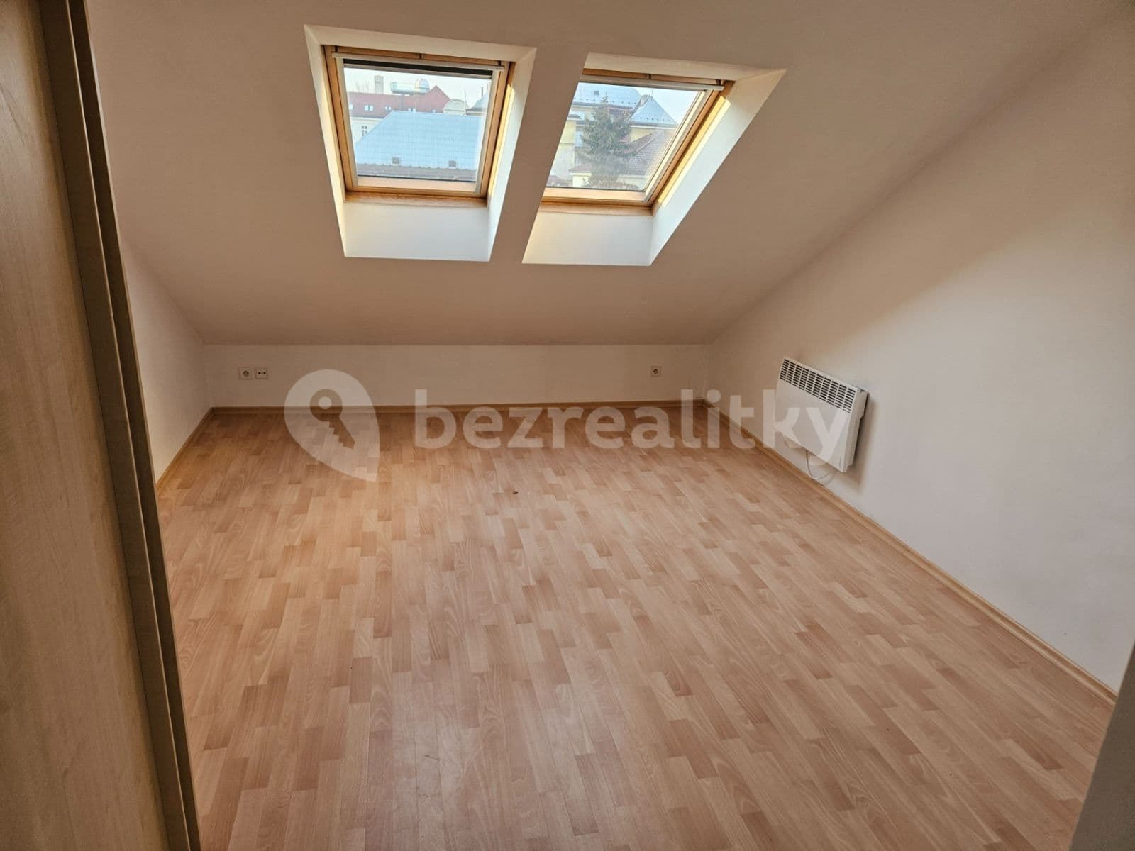 Pronájem bytu 1+1 34 m², Mírová, Opava, Moravskoslezský kraj Pronájem bytu 1+1 34 m², Mírová, Opava, Moravskoslezský kraj