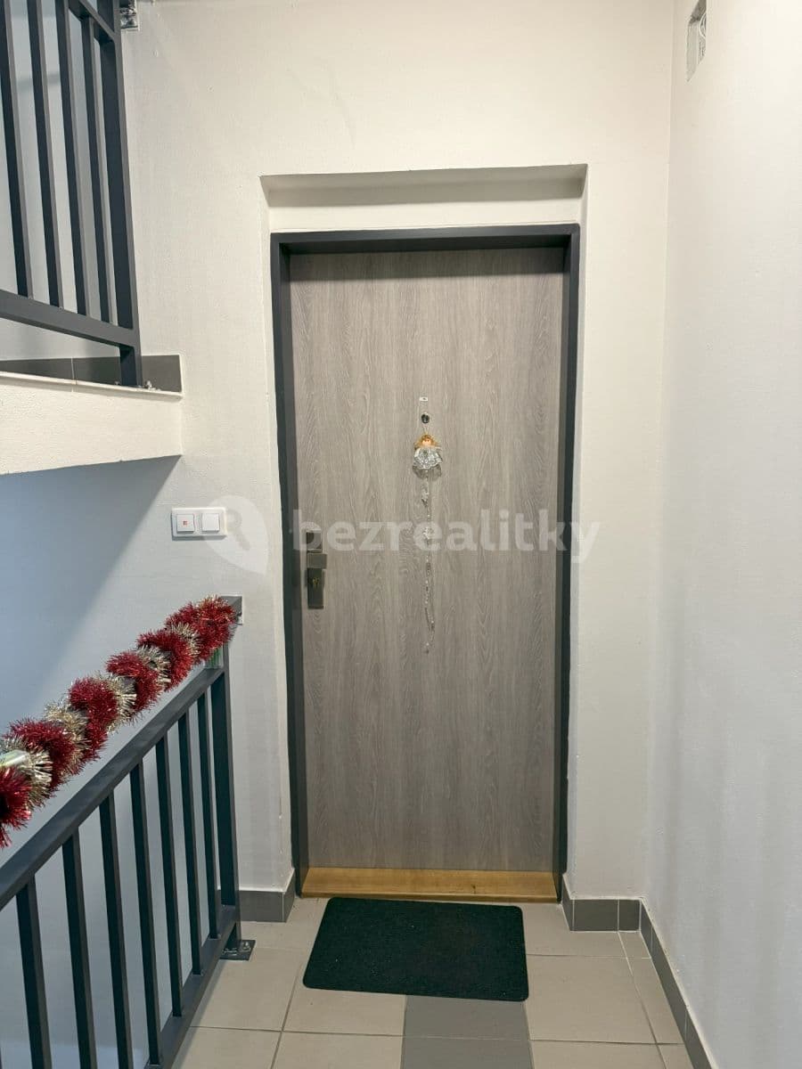 Pronájem bytu 1+kk 38 m², Bořenovská, Holešov, Zlínský kraj Pronájem bytu 1+kk 38 m², Bořenovská, Holešov, Zlínský kraj
