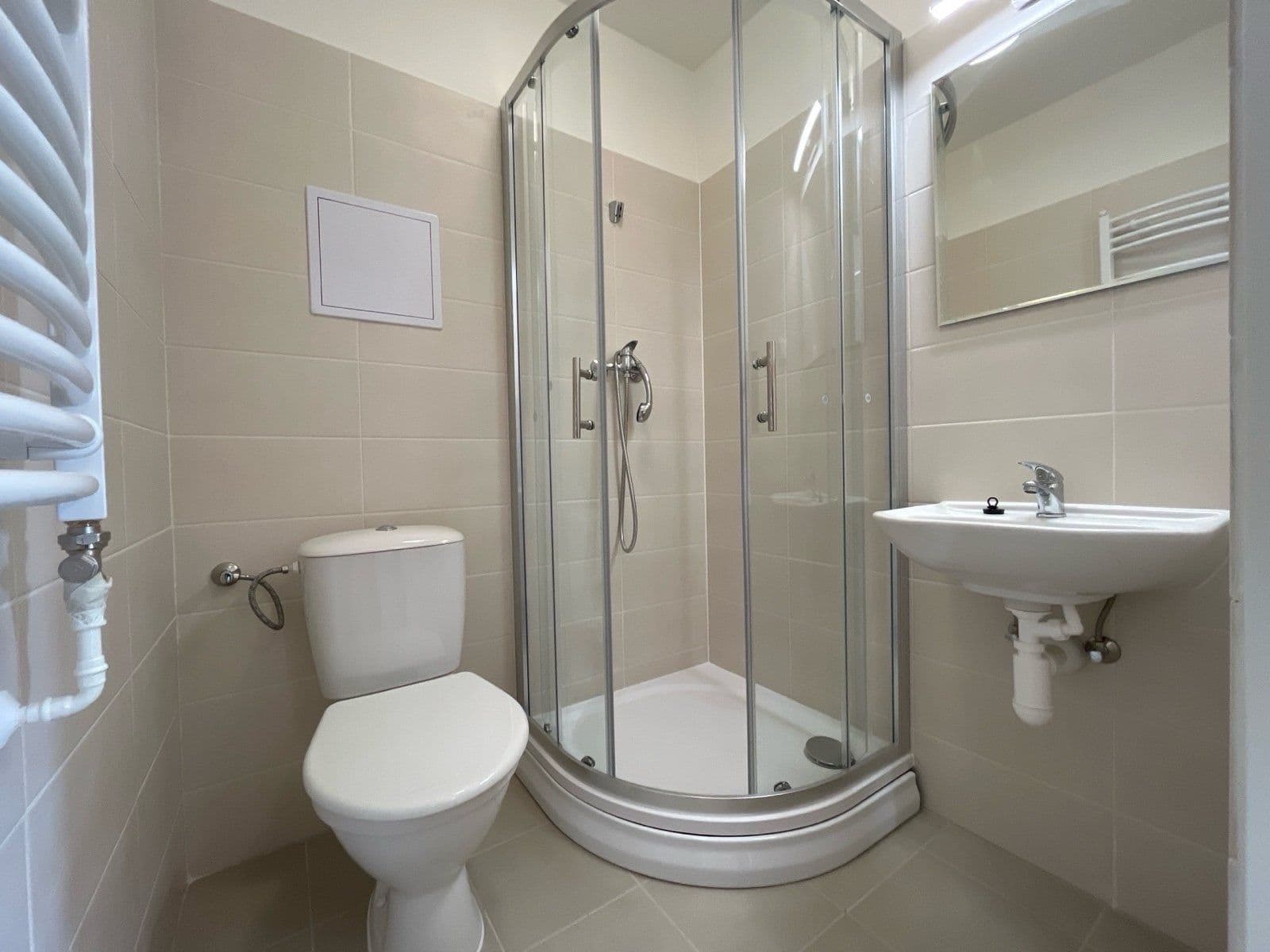 Pronájem bytu 1+1 27 m², Slovenského národního povstání, Havířov, Moravskoslezský kraj Pronájem bytu 1+1 27 m², Slovenského národního povstání, Havířov, Moravskoslezský kraj