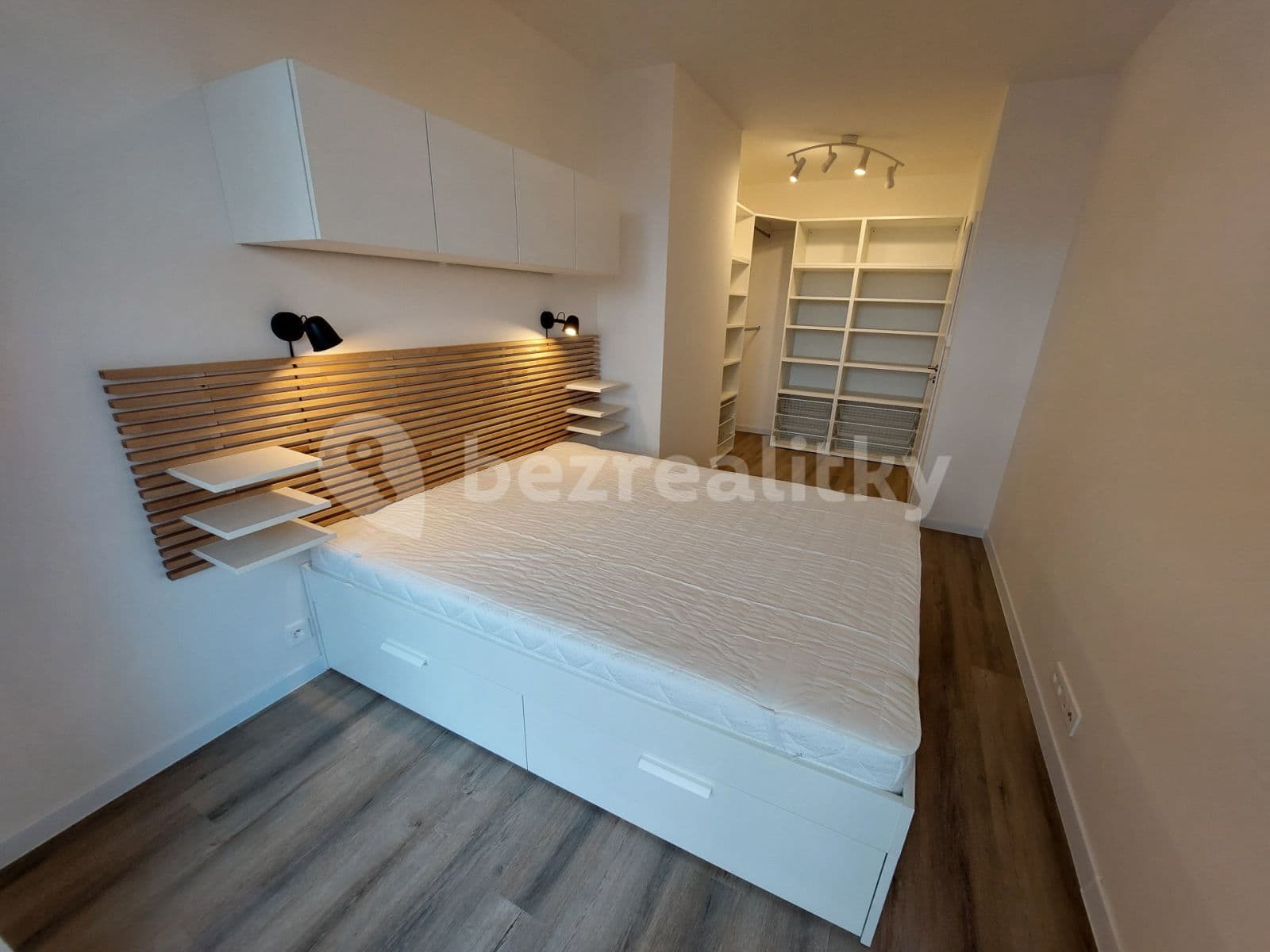 Pronájem bytu 2+kk 41 m², Praha, Praha Pronájem bytu 2+kk 41 m², Praha, Praha