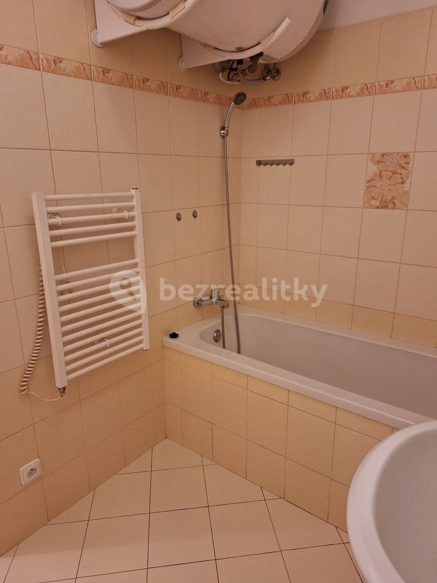 Pronájem bytu 2+1 57 m², Úhonická, Jeneč, Středočeský kraj Pronájem bytu 2+1 57 m², Úhonická, Jeneč, Středočeský kraj