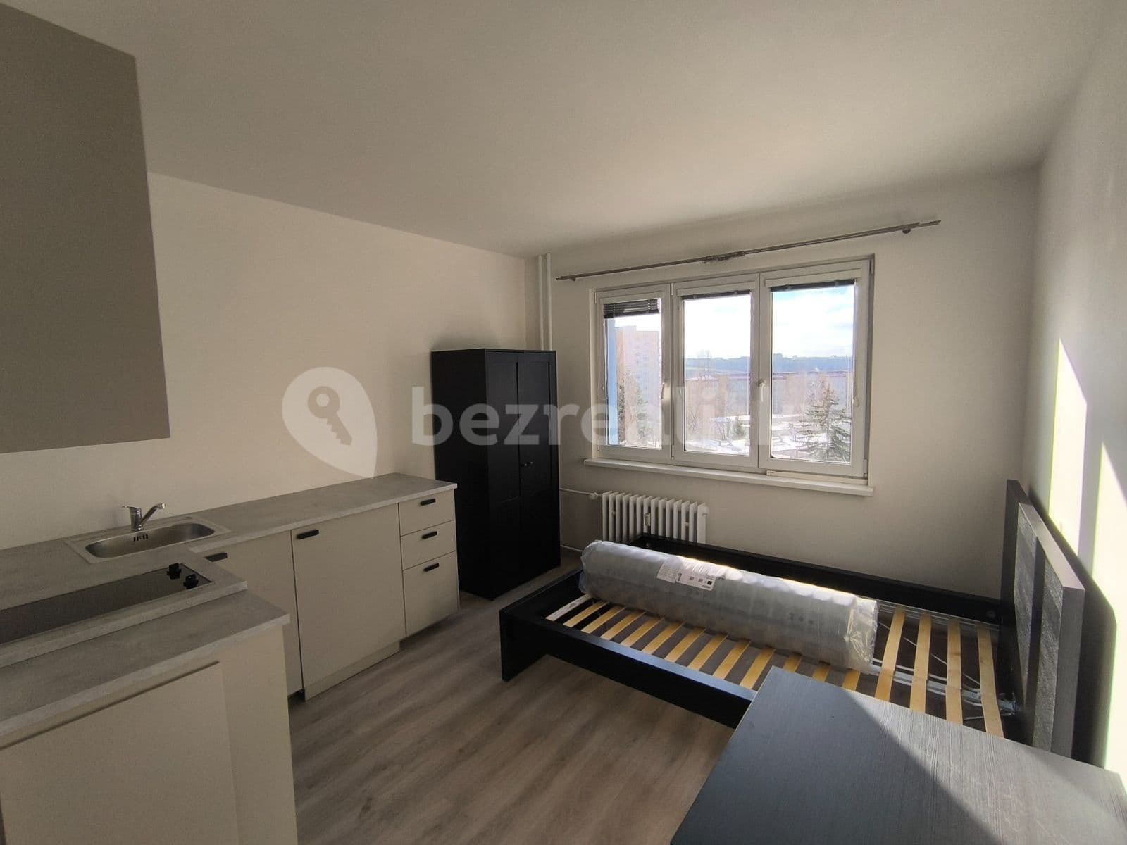 Pronájem bytu 1+kk 20 m², Jasmínová, Praha, Praha Pronájem bytu 1+kk 20 m², Jasmínová, Praha, Praha