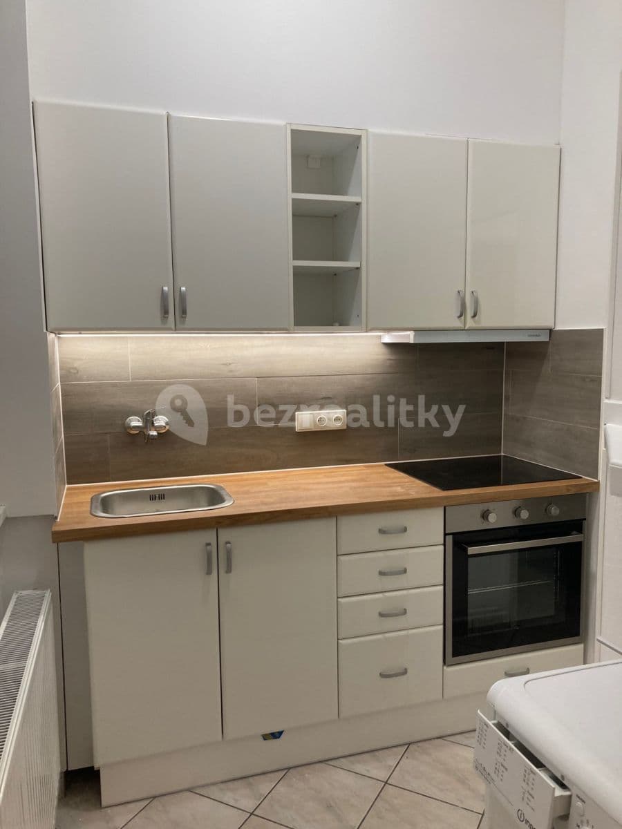 Pronájem bytu 1+kk 25 m², Bulovka, Praha, Praha Pronájem bytu 1+kk 25 m², Bulovka, Praha, Praha