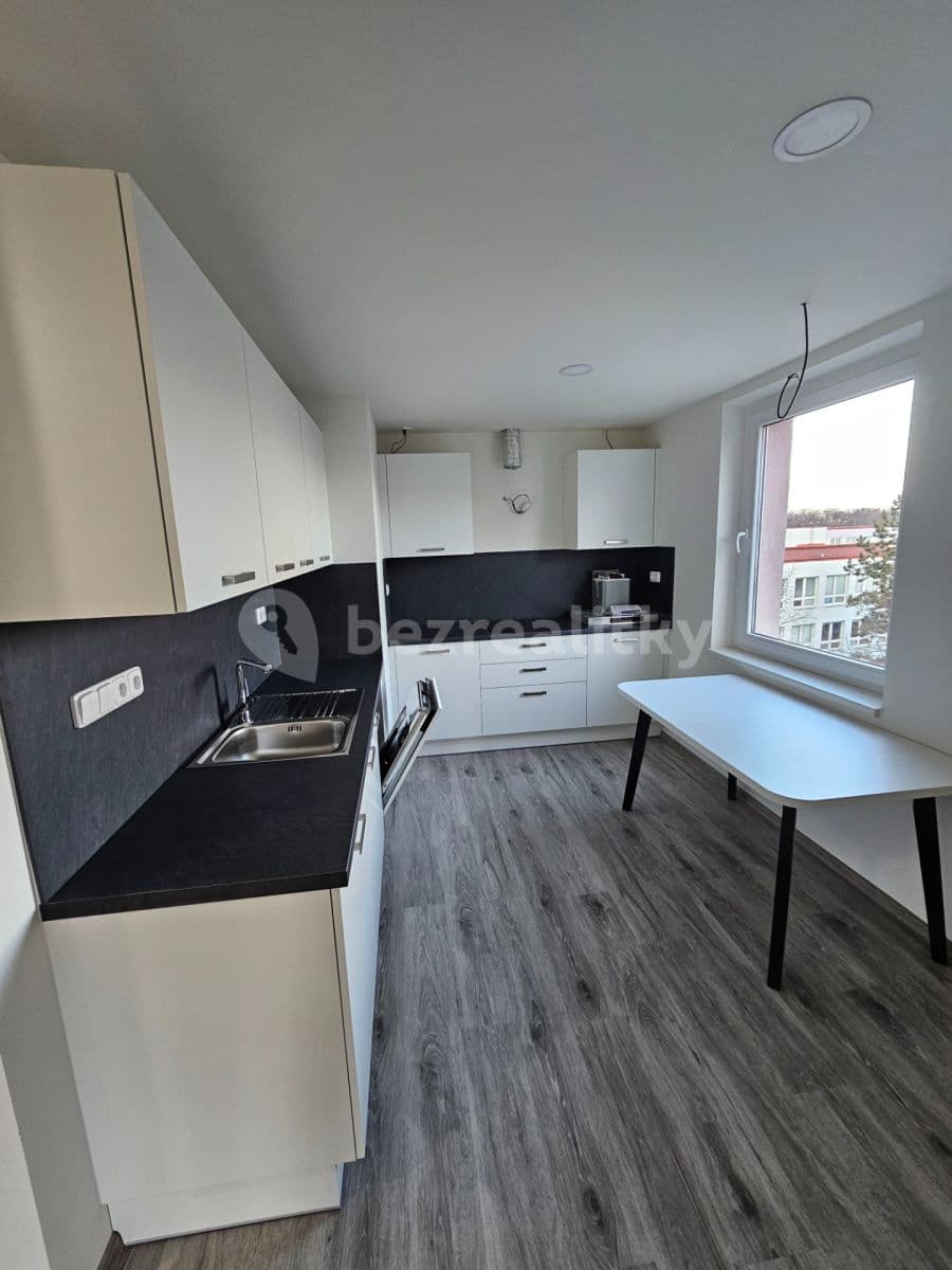 Pronájem bytu 3+1 68 m², Na Křivině, Praha, Praha Pronájem bytu 3+1 68 m², Na Křivině, Praha, Praha