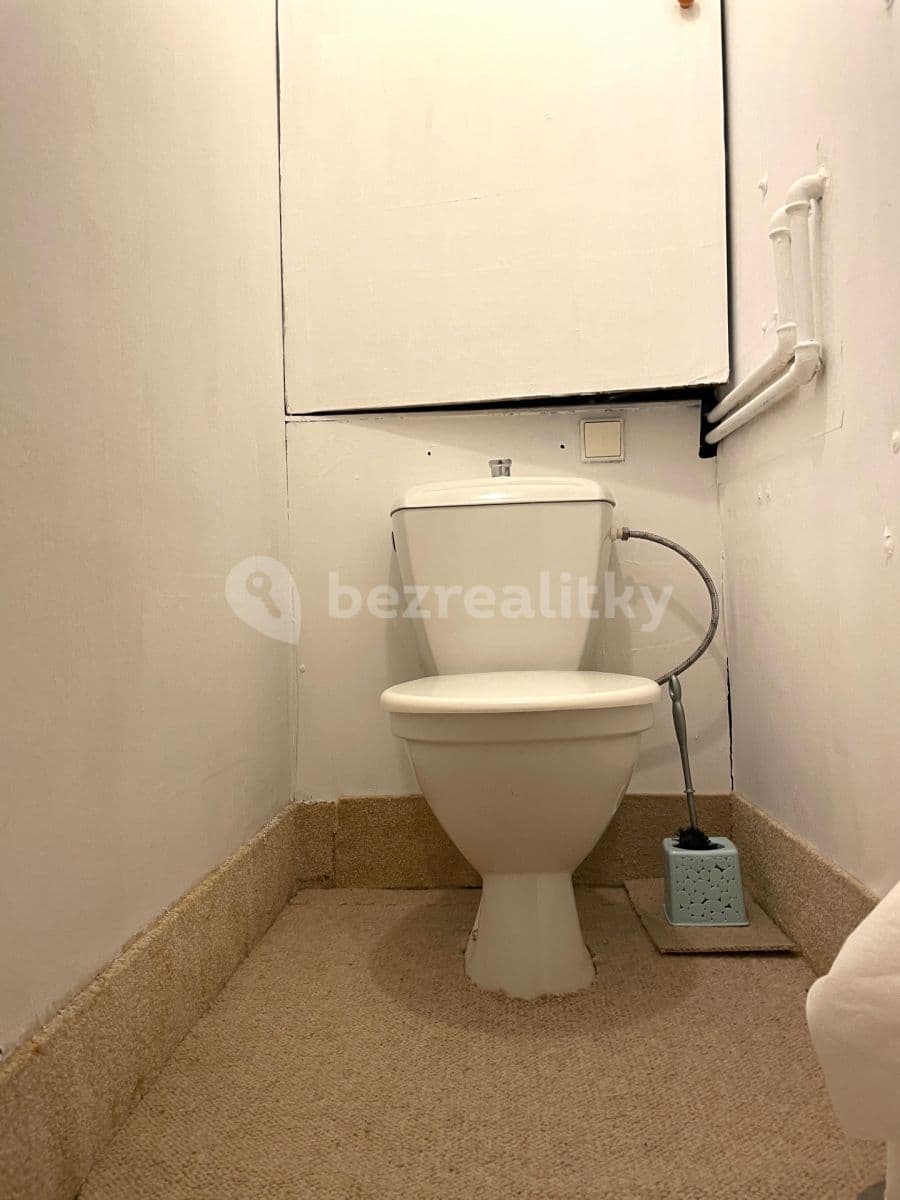 Pronájem bytu 3+1 74 m², Jílovská, Praha, Praha Pronájem bytu 3+1 74 m², Jílovská, Praha, Praha