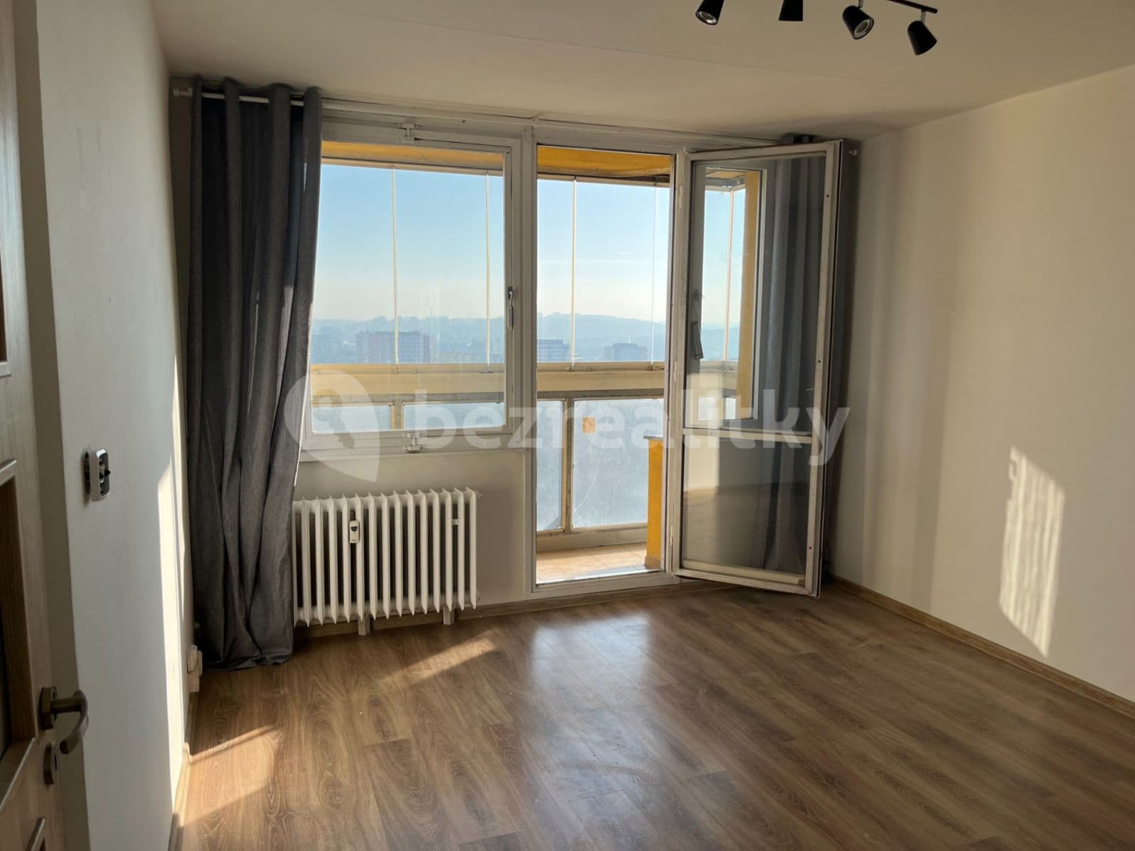 Pronájem bytu 1+1 35 m², Jabloňová, Praha, Praha Pronájem bytu 1+1 35 m², Jabloňová, Praha, Praha