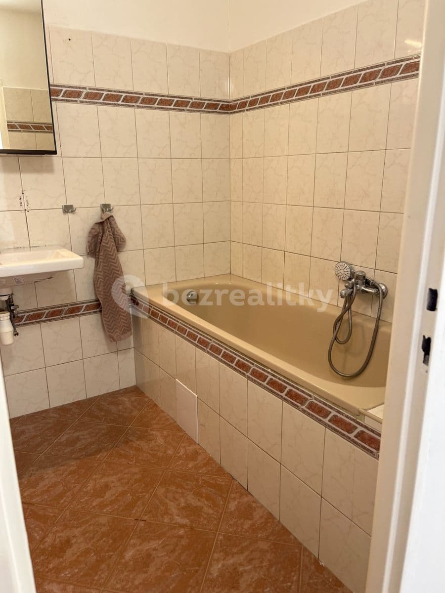 Pronájem bytu 1+1 35 m², Jabloňová, Praha, Praha Pronájem bytu 1+1 35 m², Jabloňová, Praha, Praha