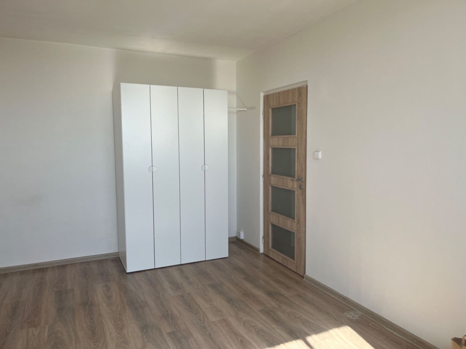 Pronájem bytu 1+1 35 m², Jabloňová, Praha, Praha Pronájem bytu 1+1 35 m², Jabloňová, Praha, Praha