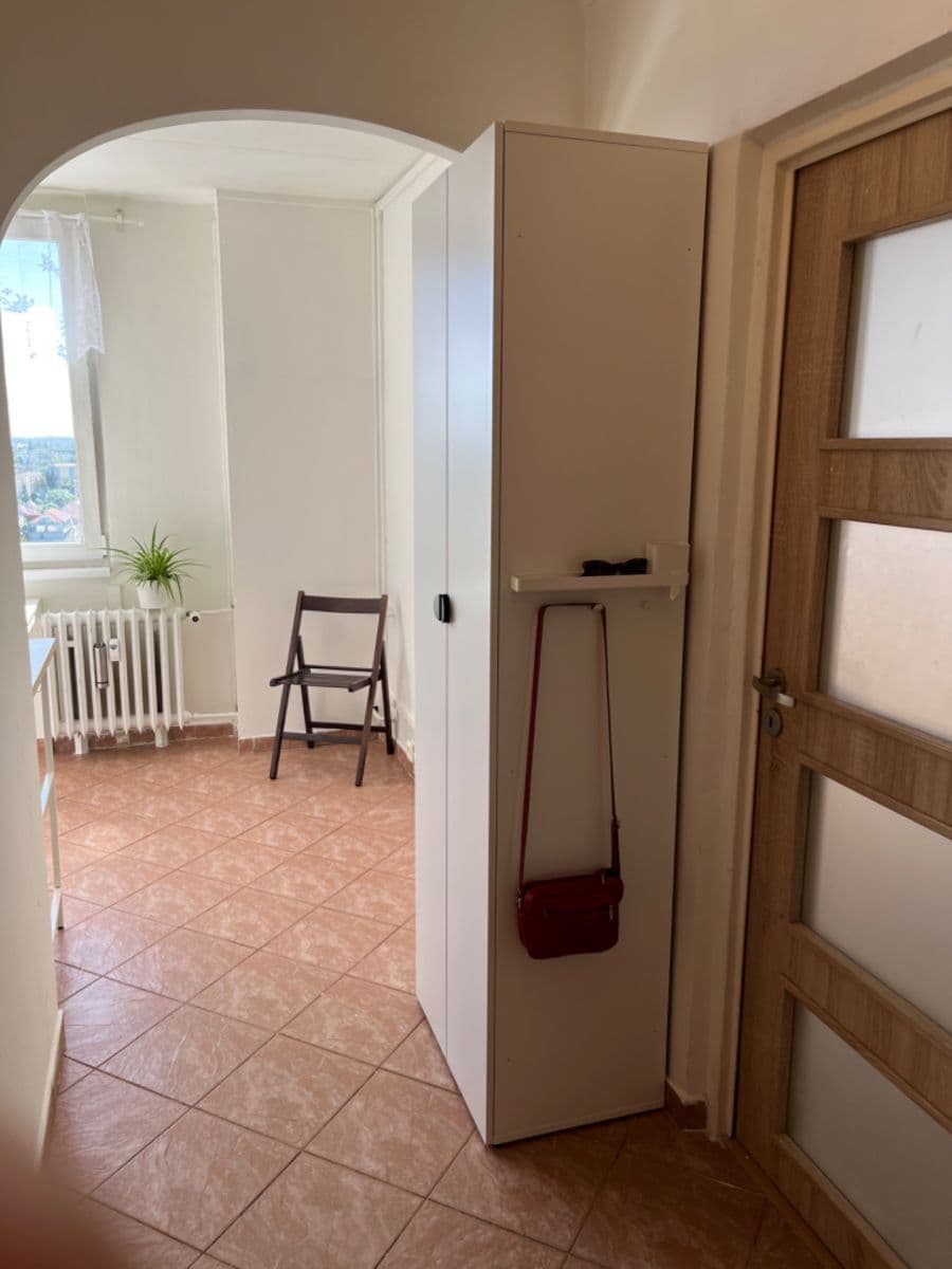 Pronájem bytu 1+1 35 m², Jabloňová, Praha, Praha Pronájem bytu 1+1 35 m², Jabloňová, Praha, Praha