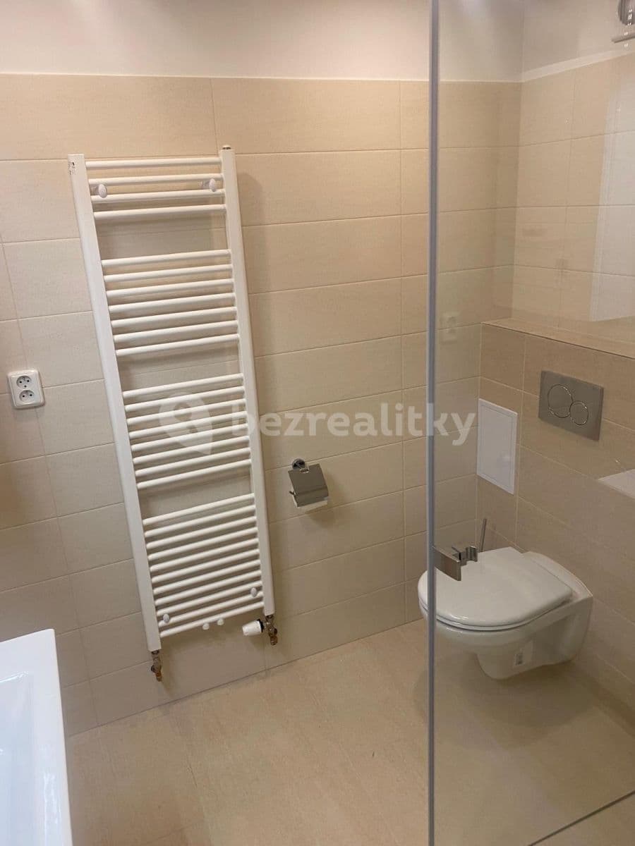 Pronájem bytu 2+1 67 m², Praha, Praha Pronájem bytu 2+1 67 m², Praha, Praha