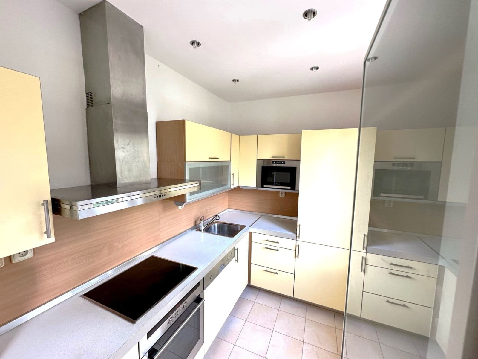 Pronájem bytu 2+kk 47 m², Na Pískách, Praha, Praha Pronájem bytu 2+kk 47 m², Na Pískách, Praha, Praha