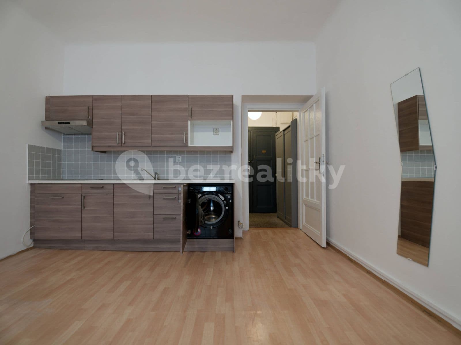 Pronájem bytu 1+kk 33 m², Libická, Praha, Praha Pronájem bytu 1+kk 33 m², Libická, Praha, Praha