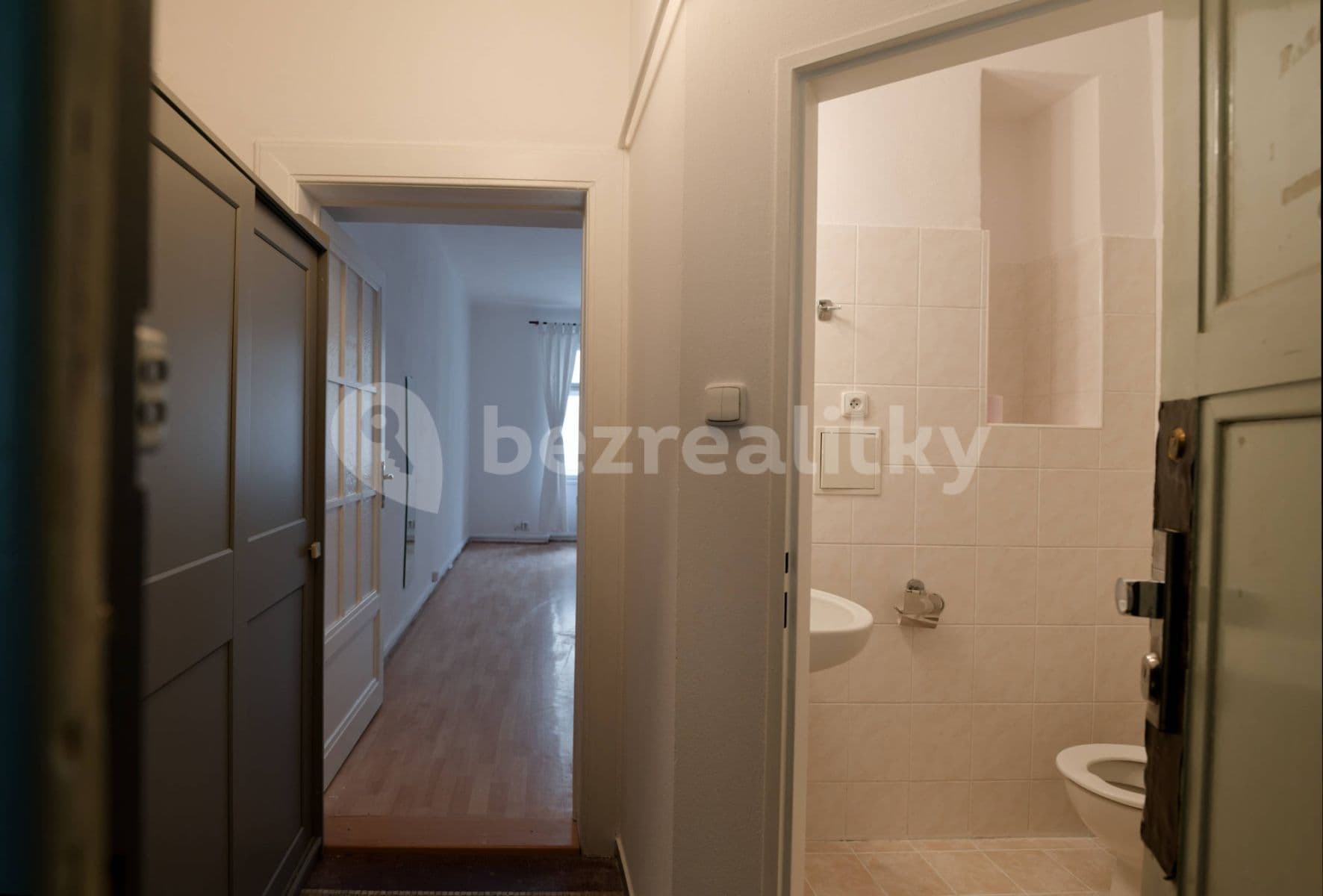 Pronájem bytu 1+kk 33 m², Libická, Praha, Praha Pronájem bytu 1+kk 33 m², Libická, Praha, Praha