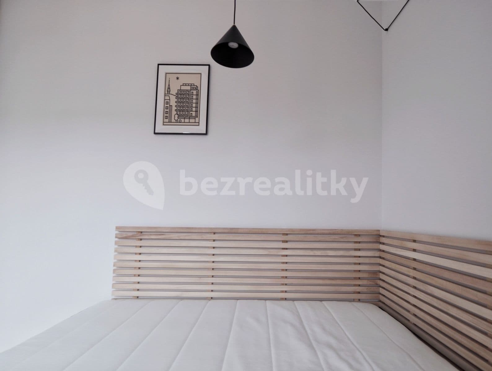 Pronájem bytu 2+1 37 m², Račianska, Nové Mesto, Bratislavský kraj Pronájem bytu 2+1 37 m², Račianska, Nové Mesto, Bratislavský kraj