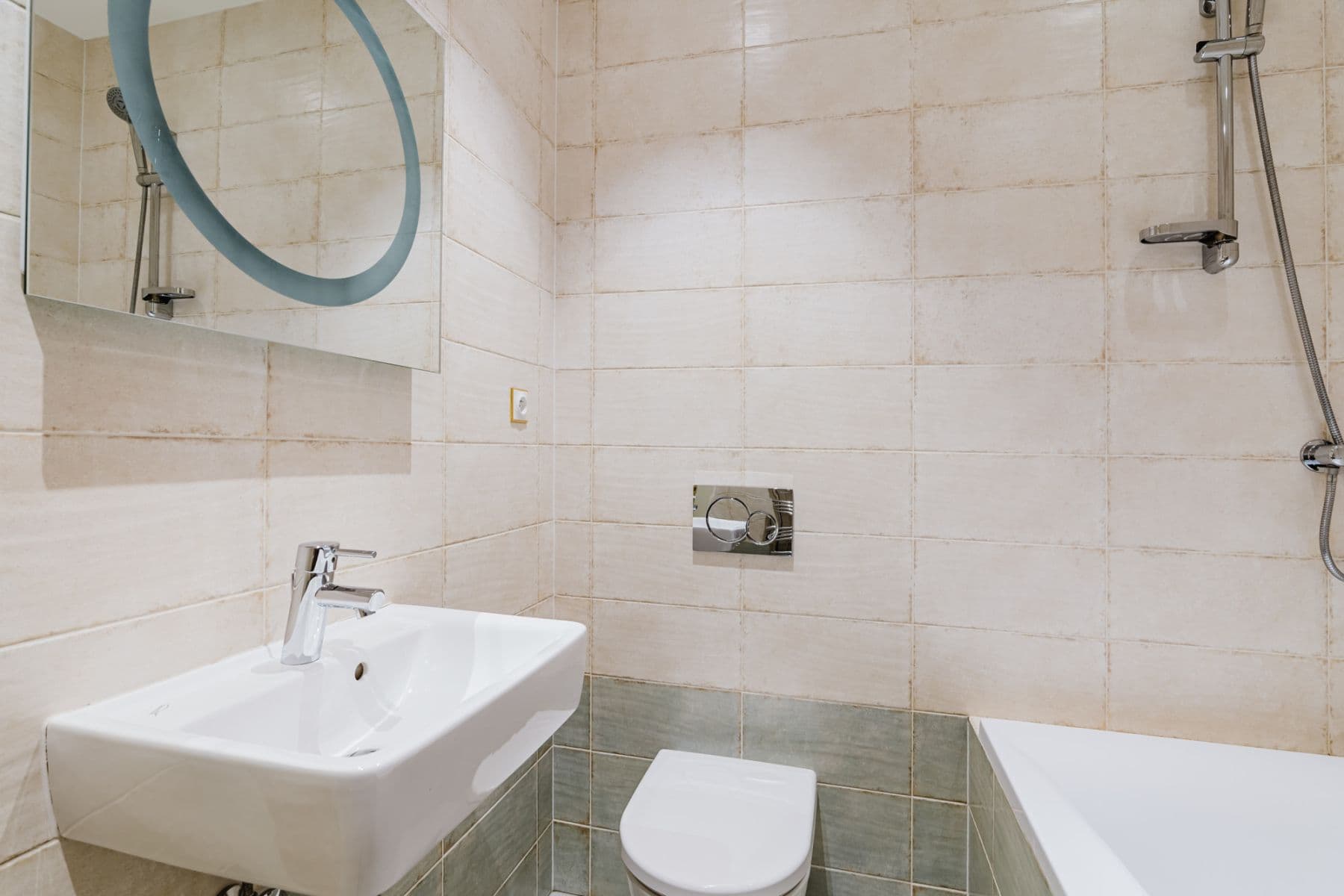 Pronájem bytu 101 m², Dlouhá, Praha, Praha Pronájem bytu 101 m², Dlouhá, Praha, Praha