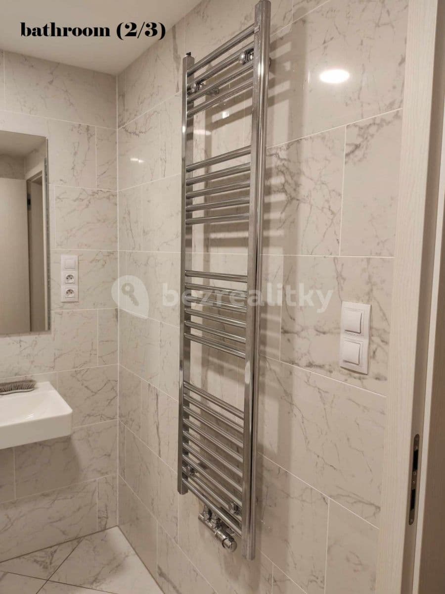 Pronájem bytu 2+kk 50 m², Vojenova, Praha, Praha Pronájem bytu 2+kk 50 m², Vojenova, Praha, Praha