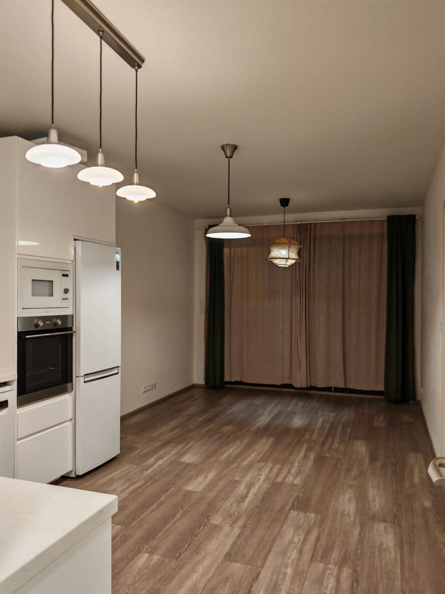 Pronájem bytu 2+kk 54 m², Vojenova, Praha, Praha Pronájem bytu 2+kk 54 m², Vojenova, Praha, Praha
