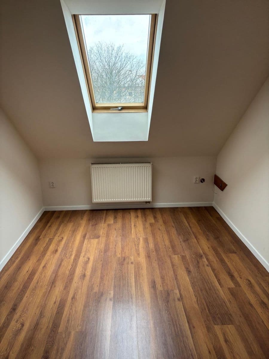 Pronájem bytu 3+kk 98 m², Na Potocích, Radnice, Plzeňský kraj Pronájem bytu 3+kk 98 m², Na Potocích, Radnice, Plzeňský kraj