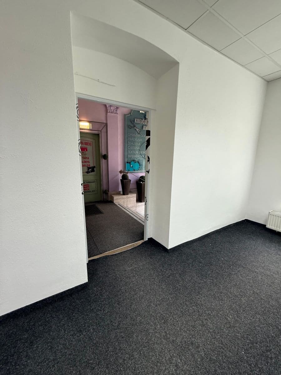 Pronájem nebytového prostoru 70 m², Koterovská, Plzeň, Plzeňský kraj Pronájem nebytového prostoru 70 m², Koterovská, Plzeň, Plzeňský kraj