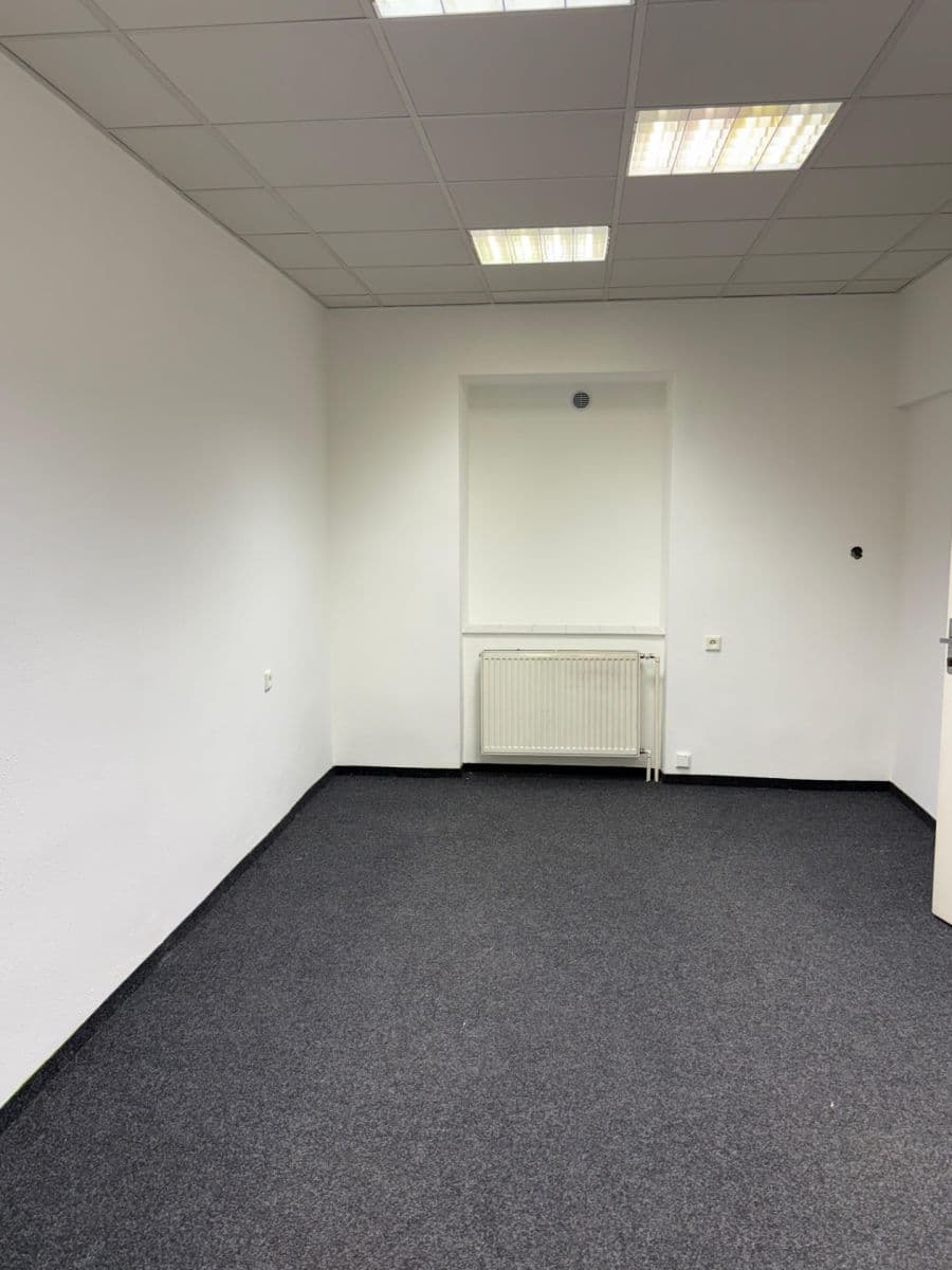 Pronájem nebytového prostoru 70 m², Koterovská, Plzeň, Plzeňský kraj Pronájem nebytového prostoru 70 m², Koterovská, Plzeň, Plzeňský kraj