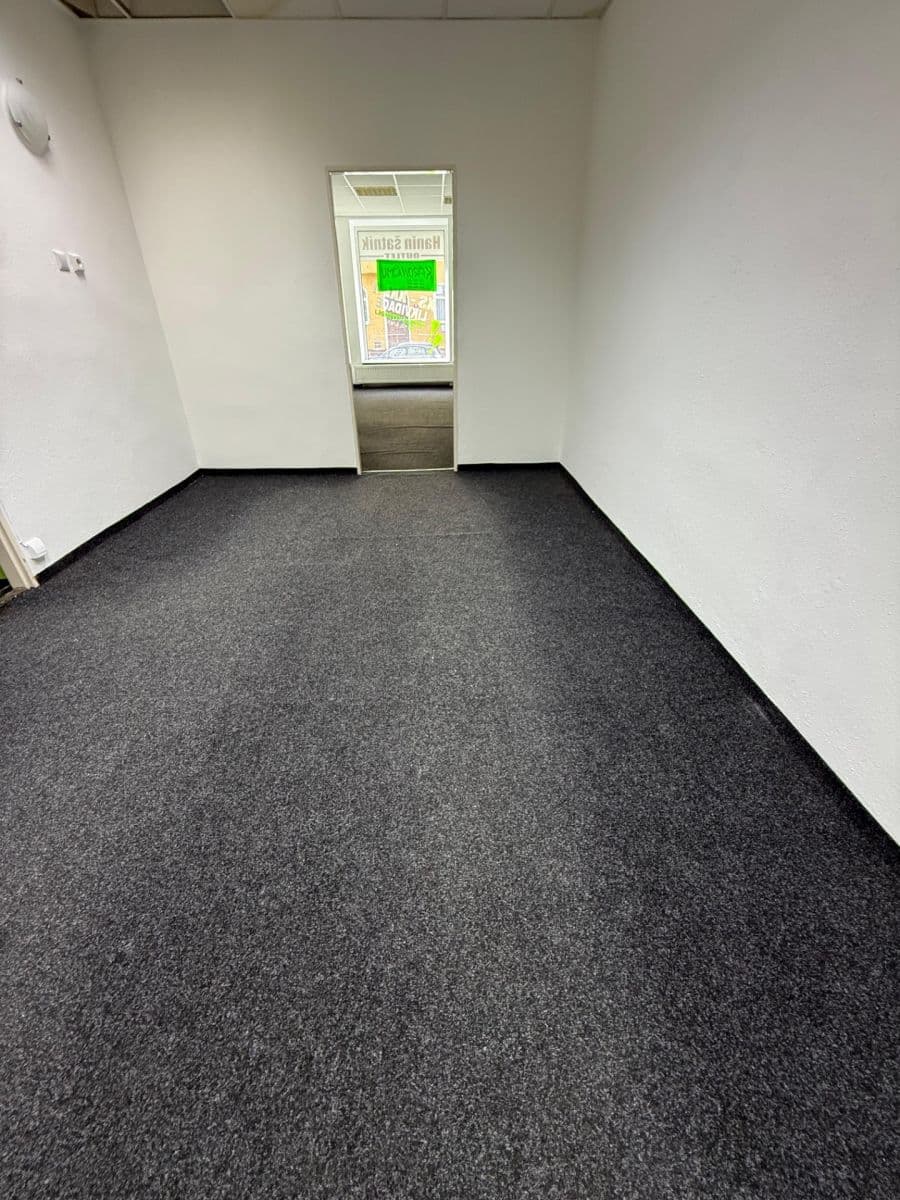 Pronájem nebytového prostoru 70 m², Koterovská, Plzeň, Plzeňský kraj Pronájem nebytového prostoru 70 m², Koterovská, Plzeň, Plzeňský kraj