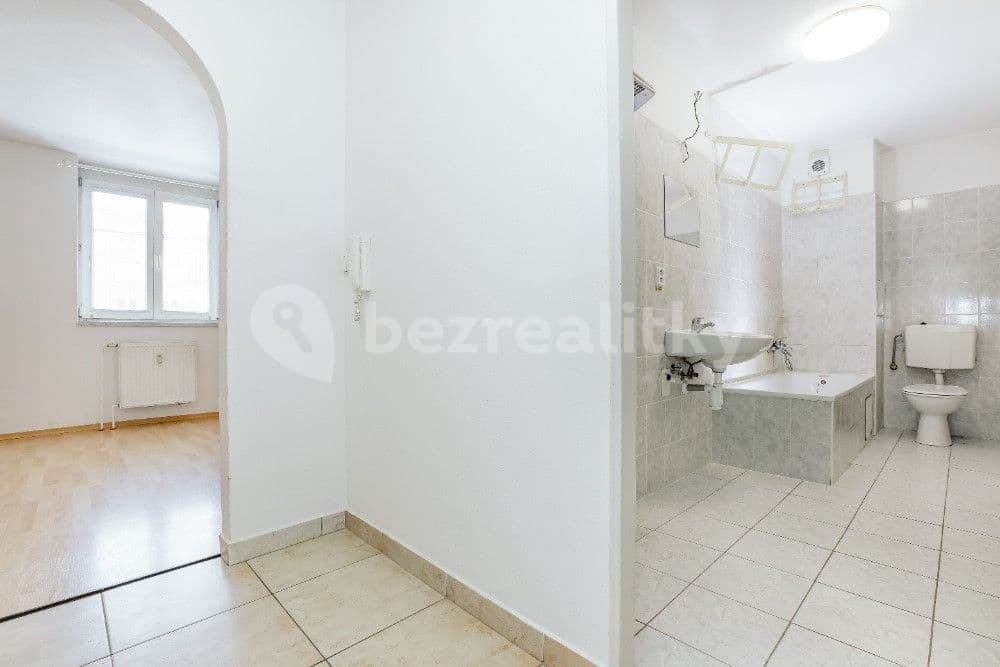 Prodej bytu 1+kk 40 m², Náměstí míru, Protivín, Jihočeský kraj Prodej bytu 1+kk 40 m², Náměstí míru, Protivín, Jihočeský kraj