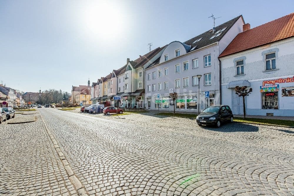 Prodej bytu 1+kk 40 m², Náměstí míru, Protivín, Jihočeský kraj Prodej bytu 1+kk 40 m², Náměstí míru, Protivín, Jihočeský kraj
