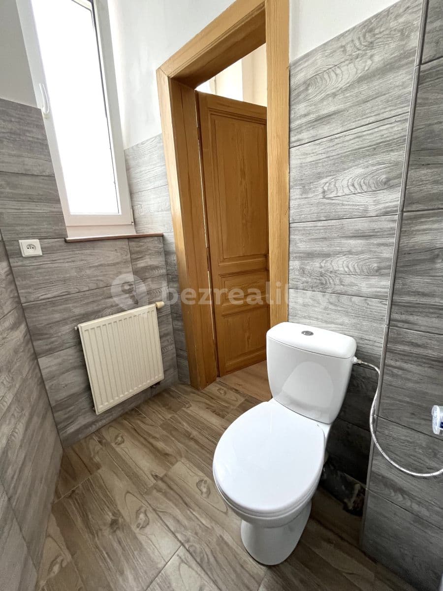 Pronájem bytu 2+1 86 m², Na Hrázi, Praha, Praha Pronájem bytu 2+1 86 m², Na Hrázi, Praha, Praha