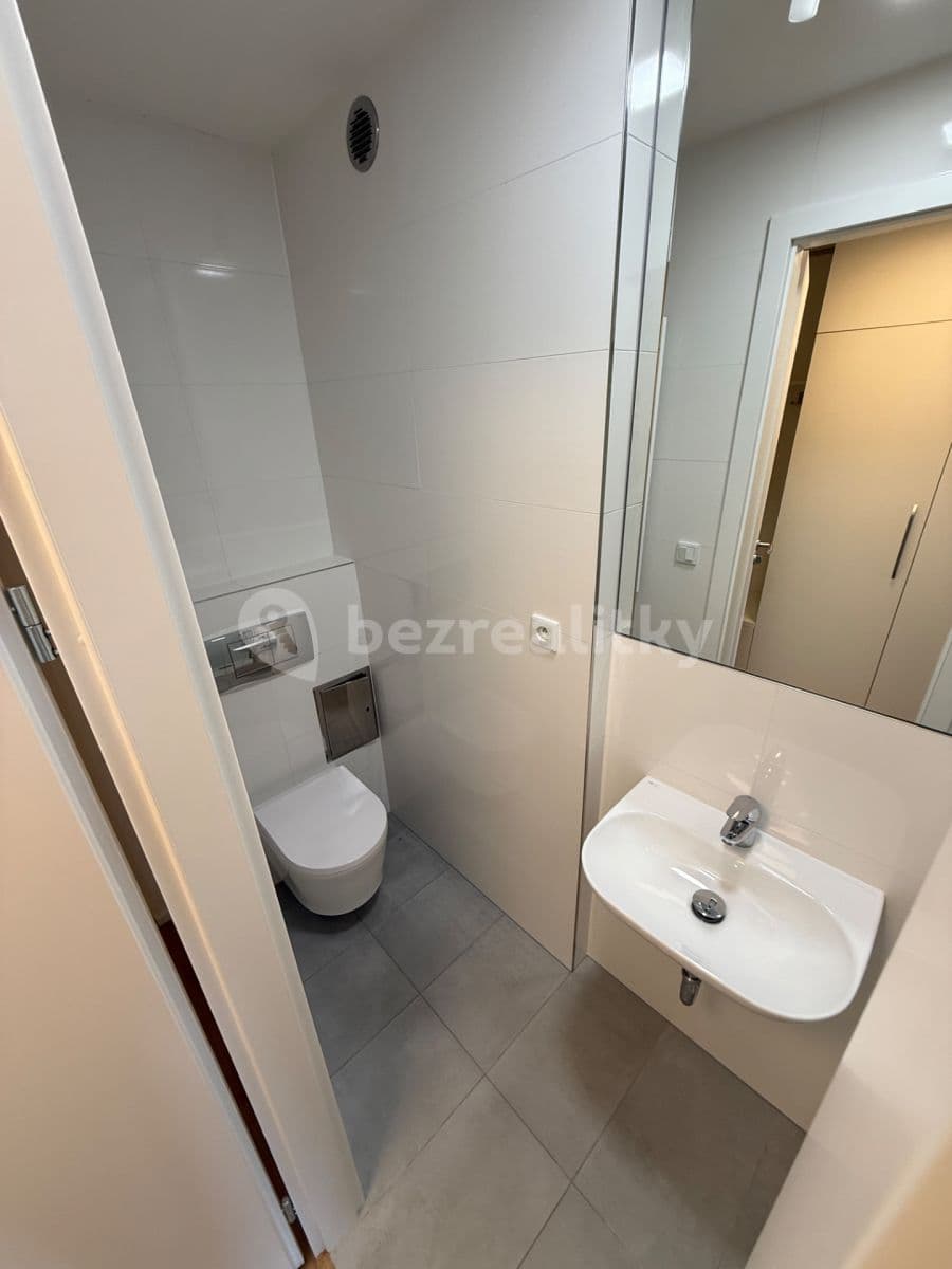 Pronájem bytu 1+kk 25 m², Čenětická, Praha, Praha Pronájem bytu 1+kk 25 m², Čenětická, Praha, Praha