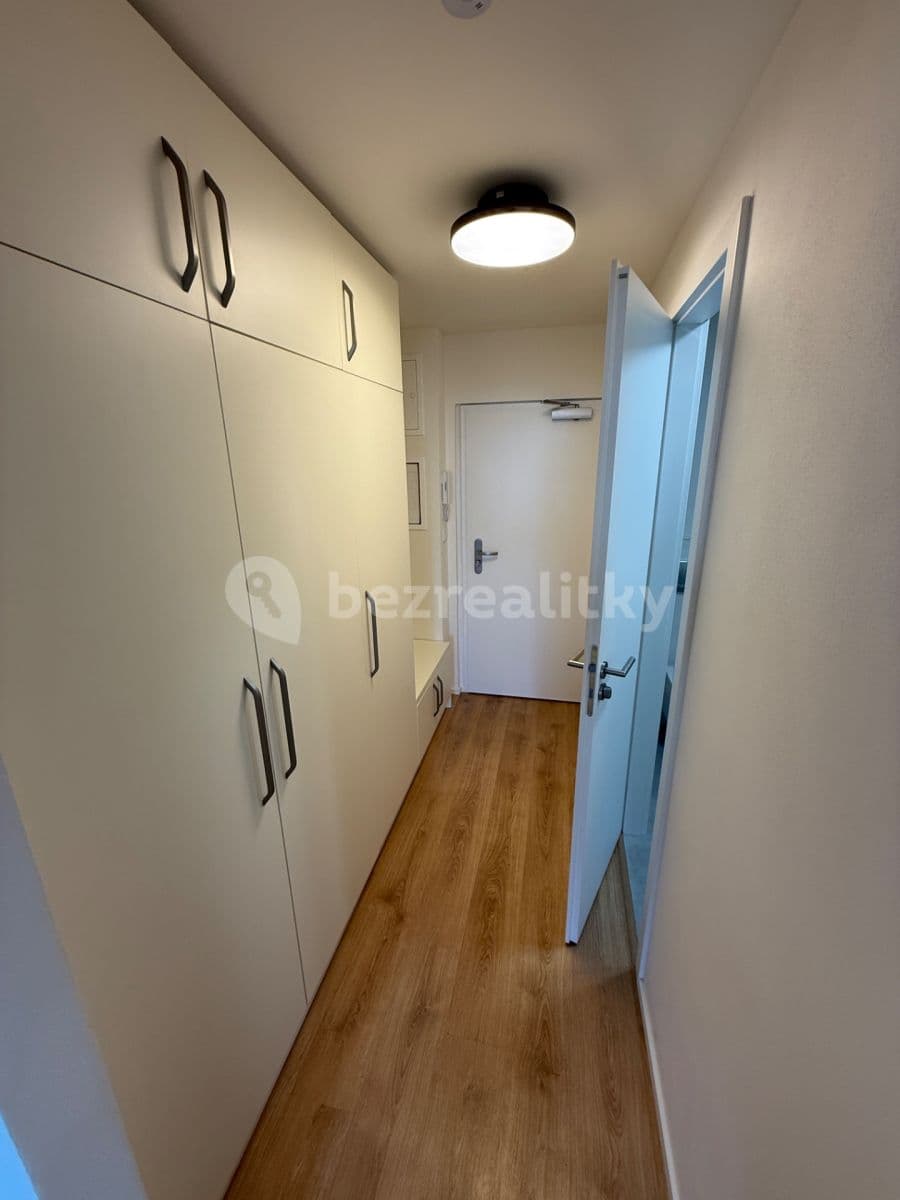 Pronájem bytu 1+kk 25 m², Čenětická, Praha, Praha Pronájem bytu 1+kk 25 m², Čenětická, Praha, Praha